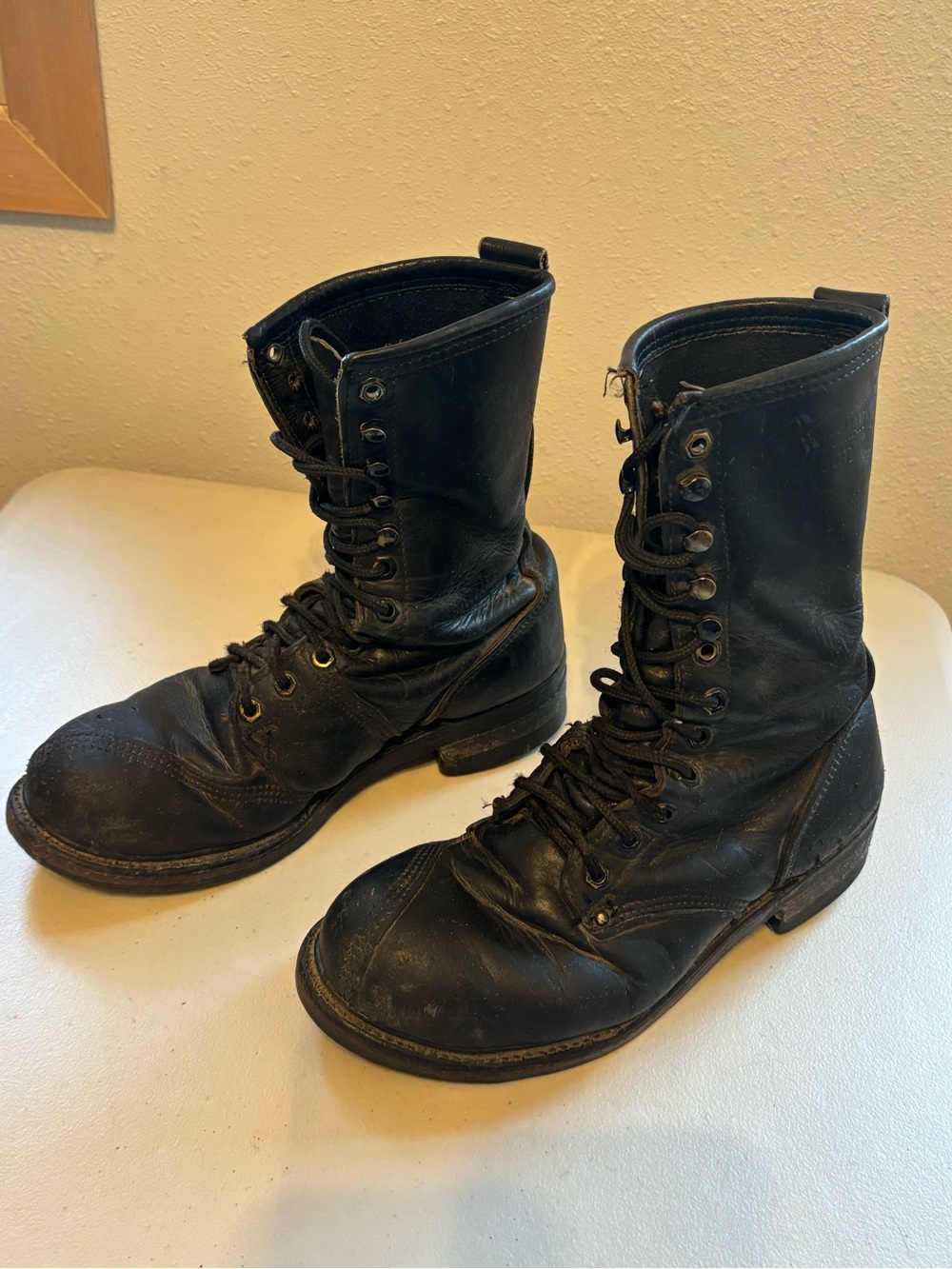 Men's Black Leather Lace-Up Combat Boots